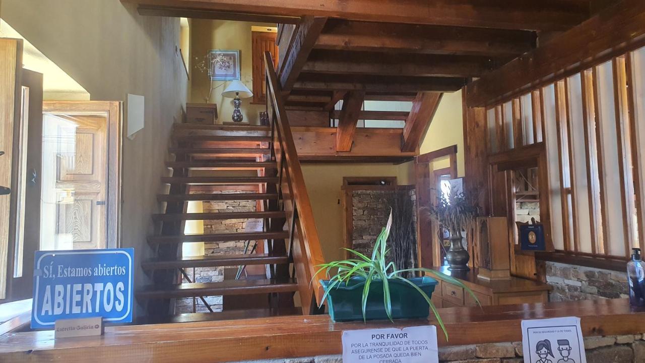 Posada De Serrada Serrada de la Fuente Ngoại thất bức ảnh